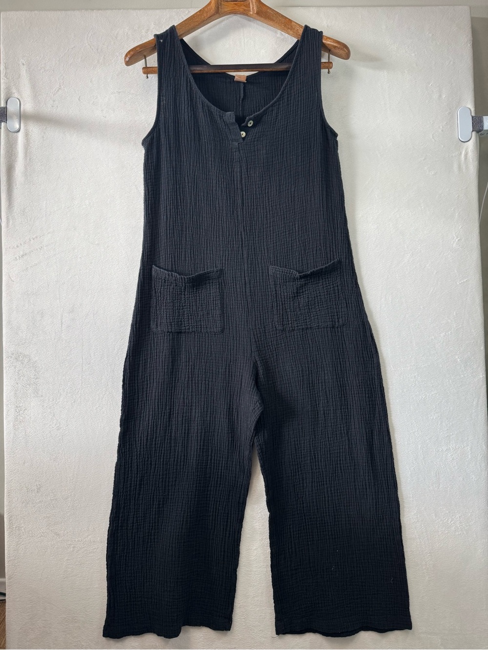 Smash + Tess Black Textured Sleeveless Wide-Leg Jumpsuit Small